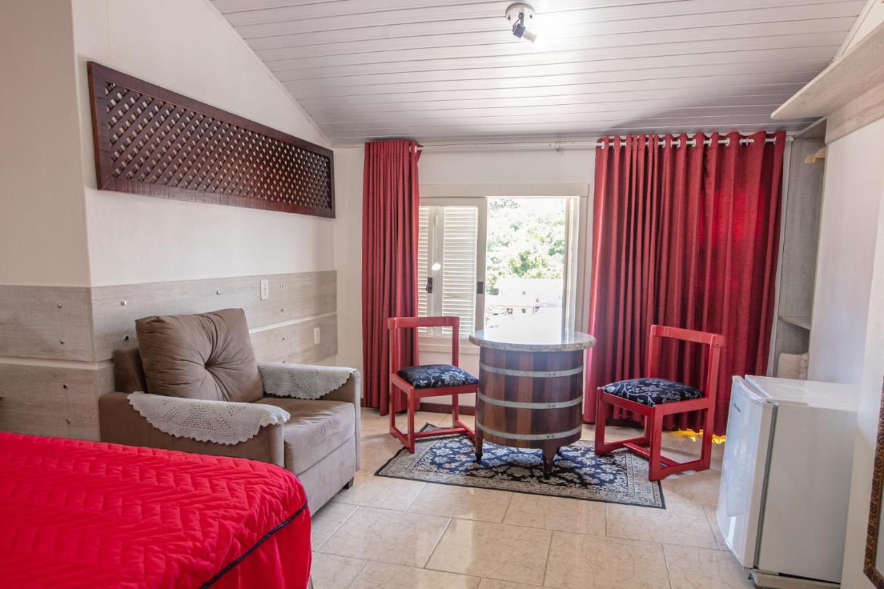 Hotel Pousada Casa Tasca Bento Gonçalves Eksteriør billede